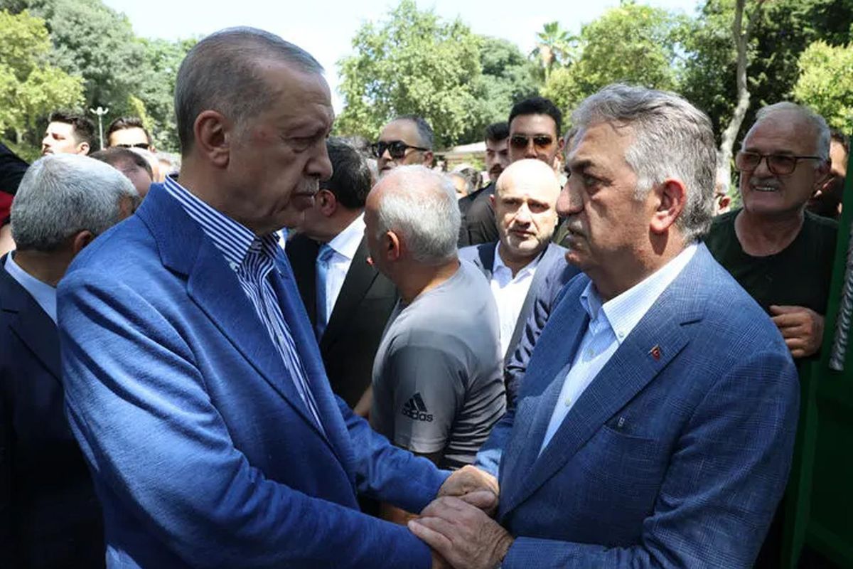 Cumhurbaşkanı Erdoğan'ın 50 yıllık yol arkadaşı açıkladı: Referanduma gideceğiz