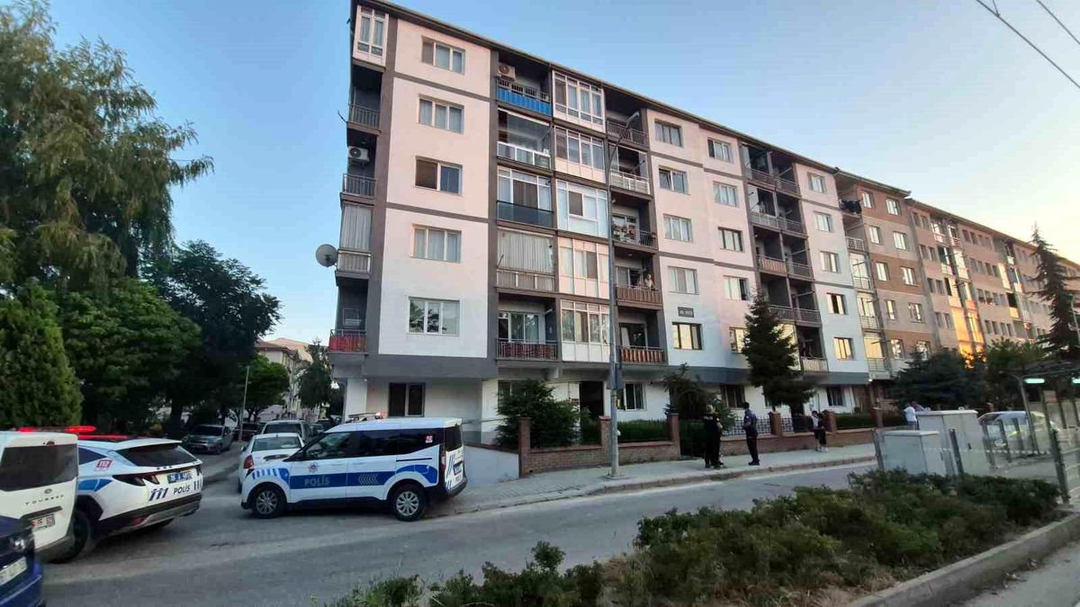 Baba ve oğlunun tartışması polisi harekete geçirdi