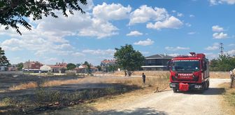 Eskişehir'de çalılık alanda çıkan yangına ilişkin 2 zanlı yakalandı