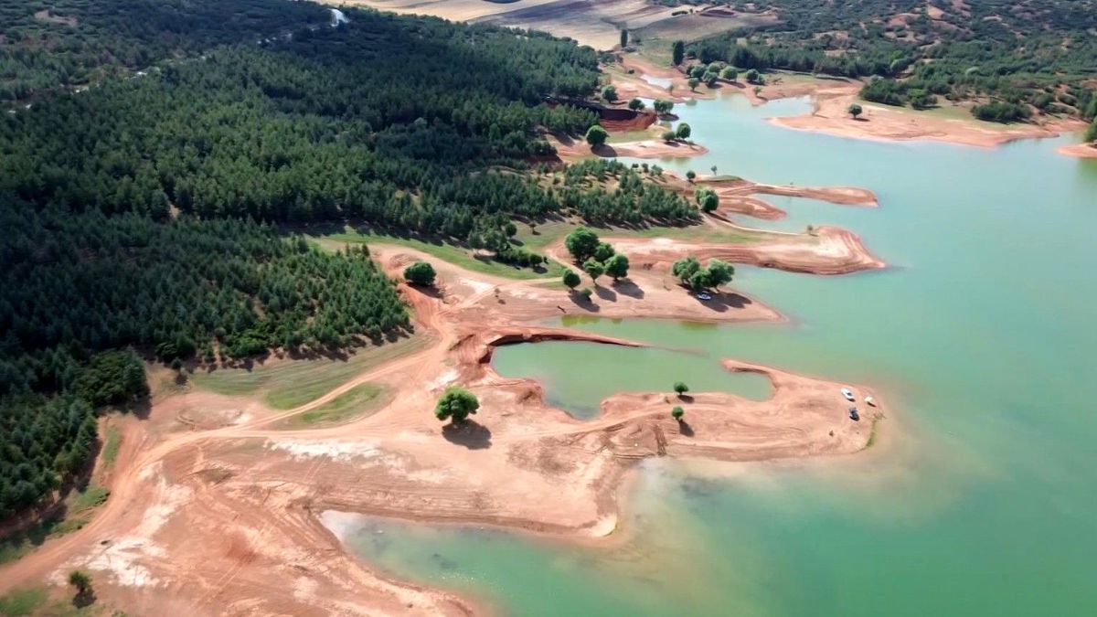 Atabey Göleti'nde obruk alarmı: Jeolojik handikap