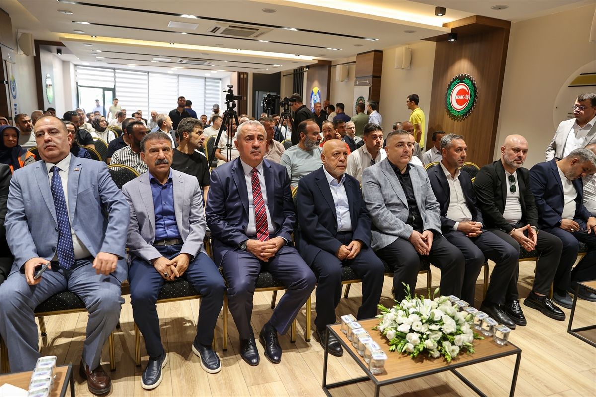 HAK-İŞ Genel Başkanı Arslan, Hizmet-İş Konya 1 No'lu Şubesi Genel Kurulu'nda konuştu Açıklaması