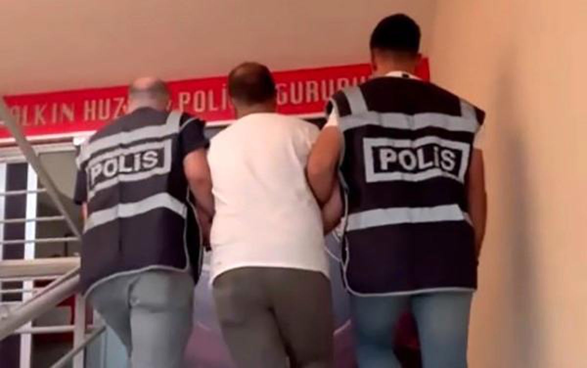 İzmir'de 25 yıl 6 ay hapis cezasıyla aranan zehir taciri yakalandı