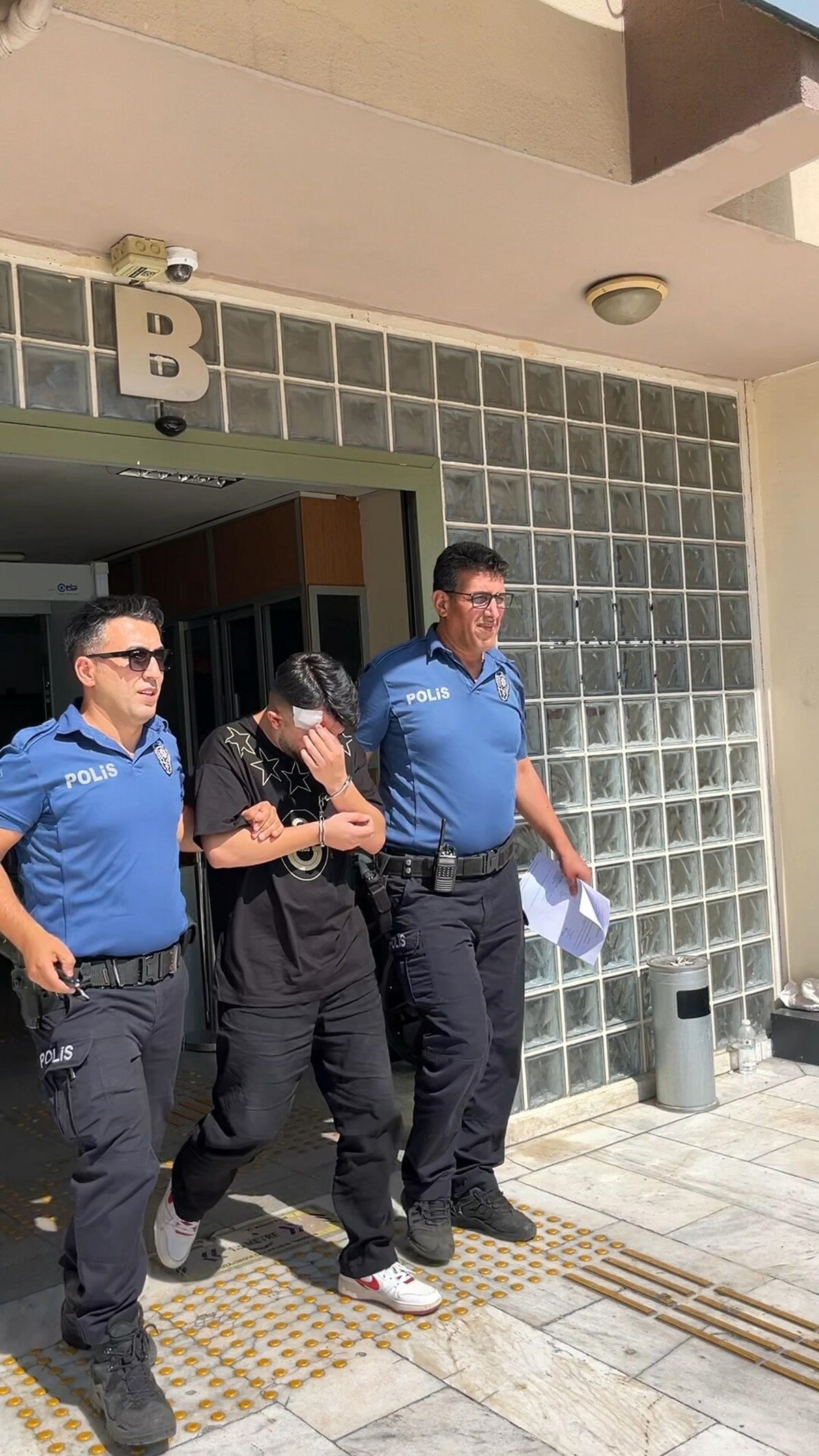 Aydın'da meydana gelen trafik kazasının ardından olay yeri.