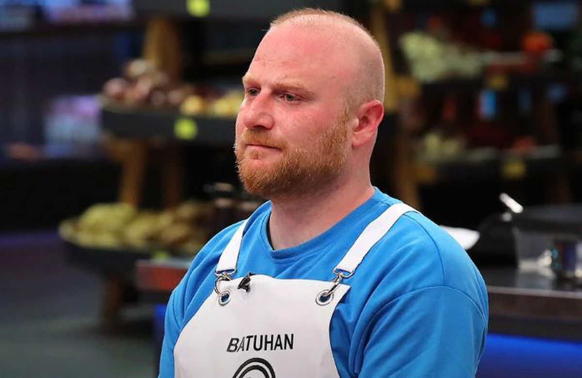 MasterChef Batuhan kimdir, MasterChef Batuhan kaç yaşında, nereli, evli mi, bekar mı, 2026 MasterChef Batuhan elendi mi, ana kadroya girdi mi?