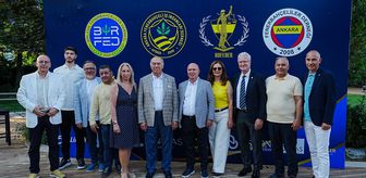 Ankara'da Fenerbahçeliler, Kıraç'ın da sahne aldığı etkinlikte buluştu