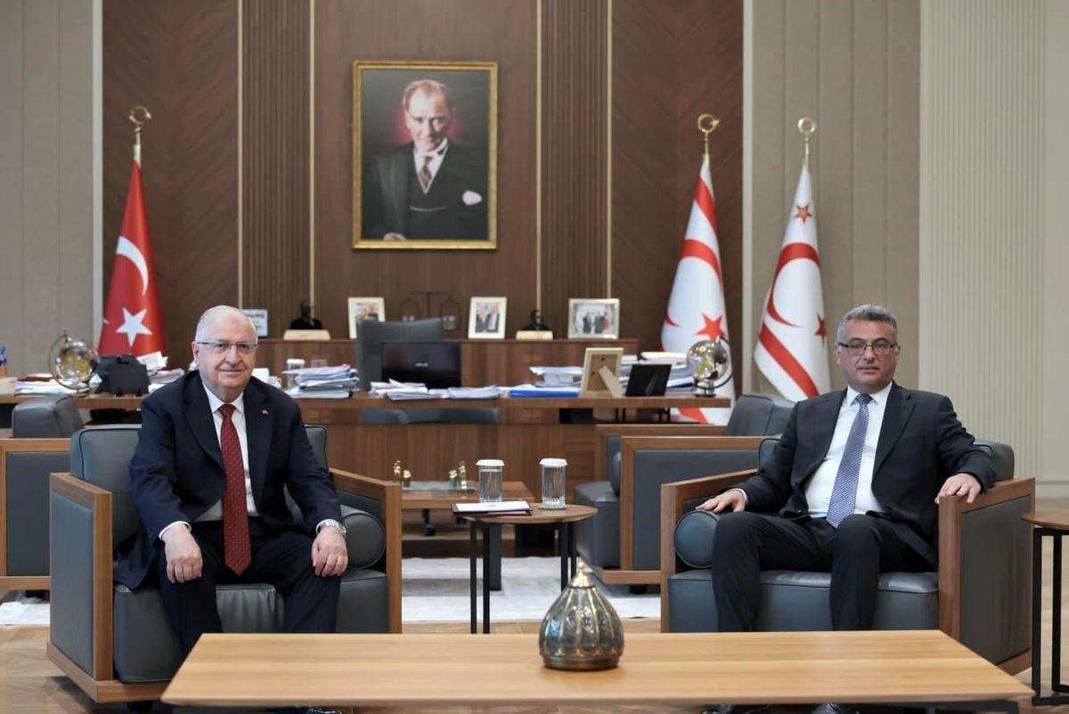 Bakan Güler, KKTC Cumhurbaşkanı Erhürman ile bir araya geldi