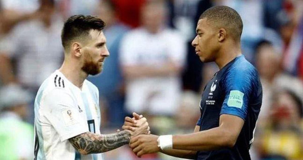 2026 Dünya Kupası'nda gol krallığı yarışı Kylian Mbappe ve Lionel Messi arasında geçiyor.