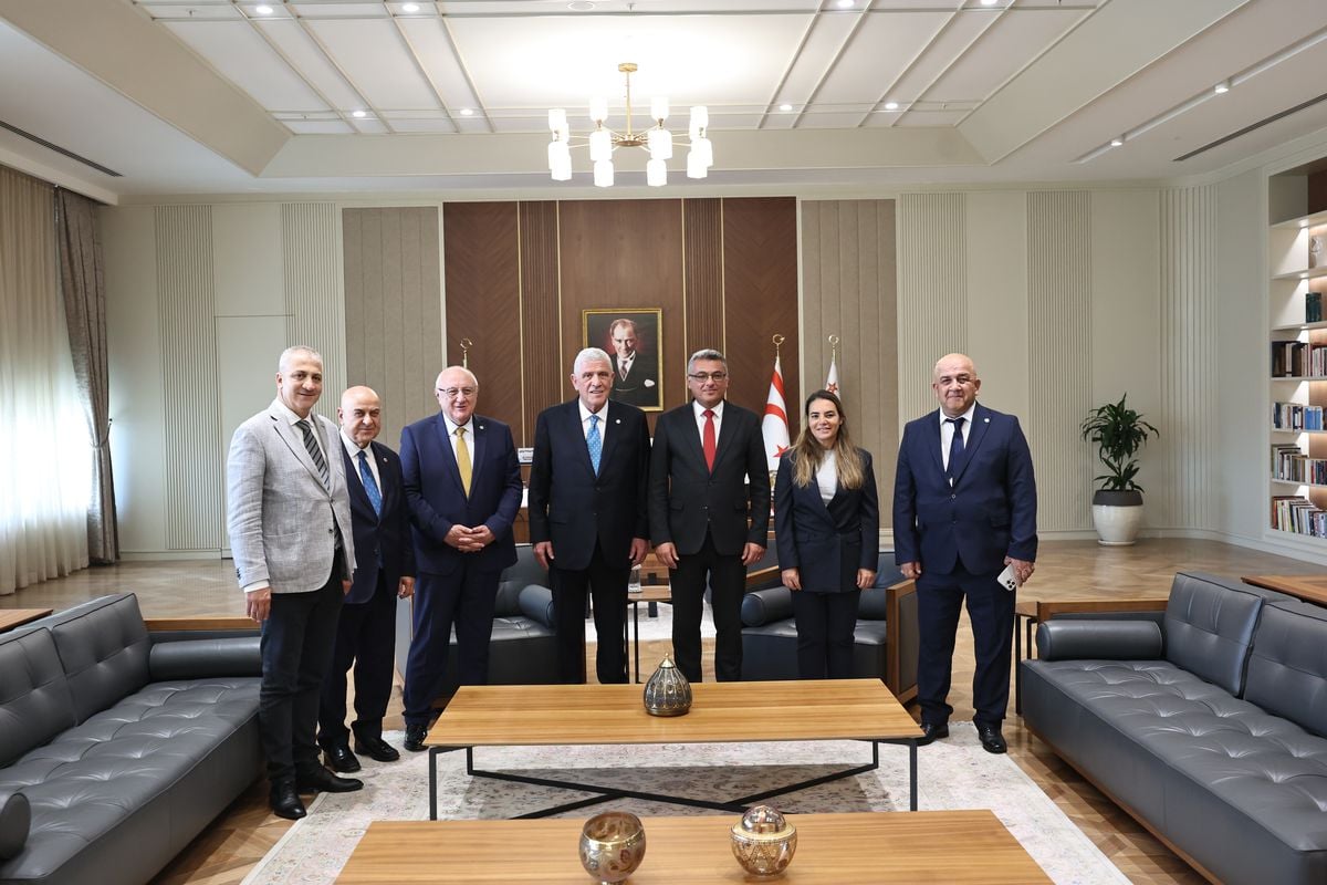 İYİ Parti Genel Başkanı Müsavat Dervişoğlu KKTC'de temaslarda bulunuyor.