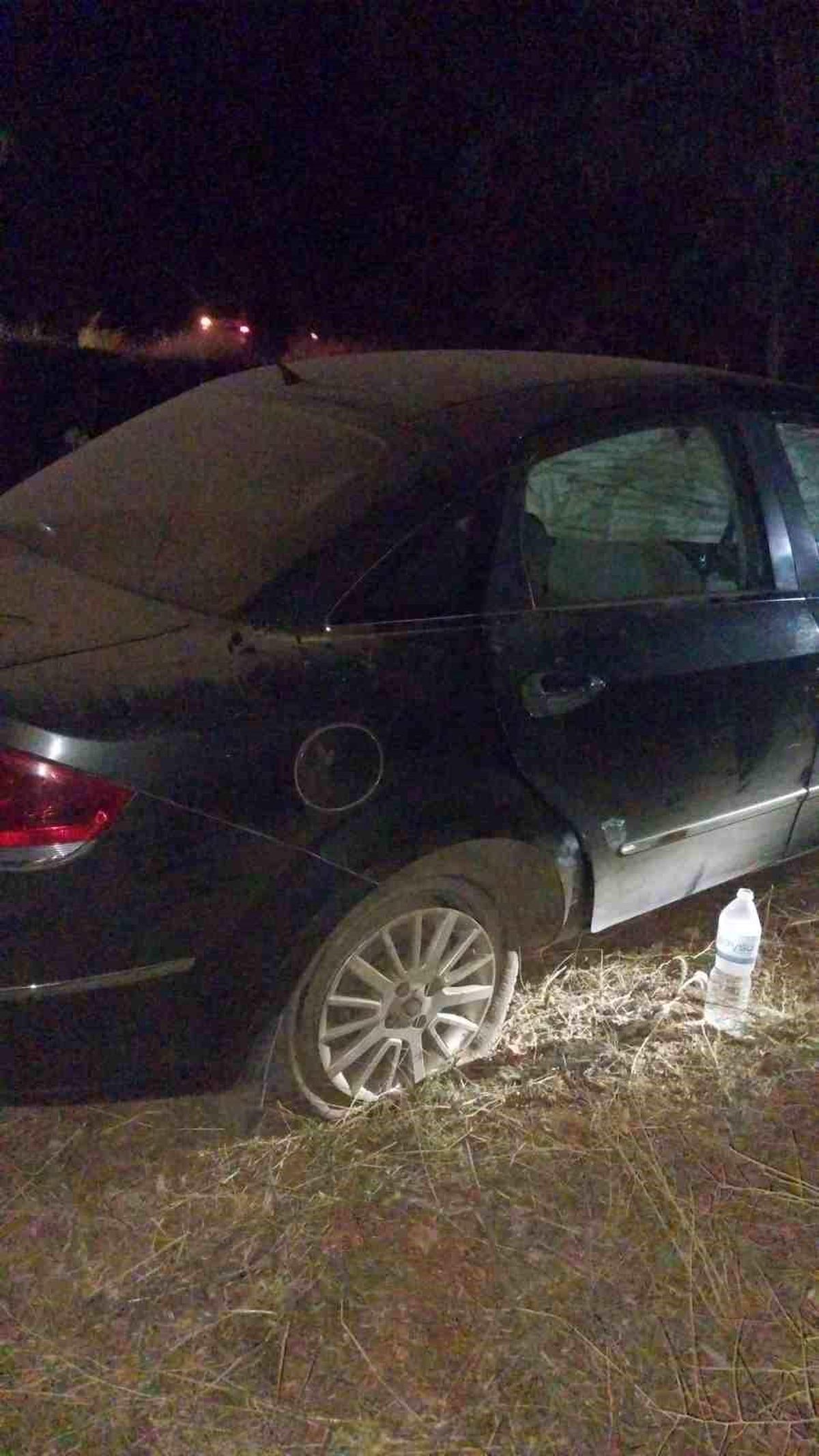 Karaman-Konya kara yolunda devrilen otomobil.