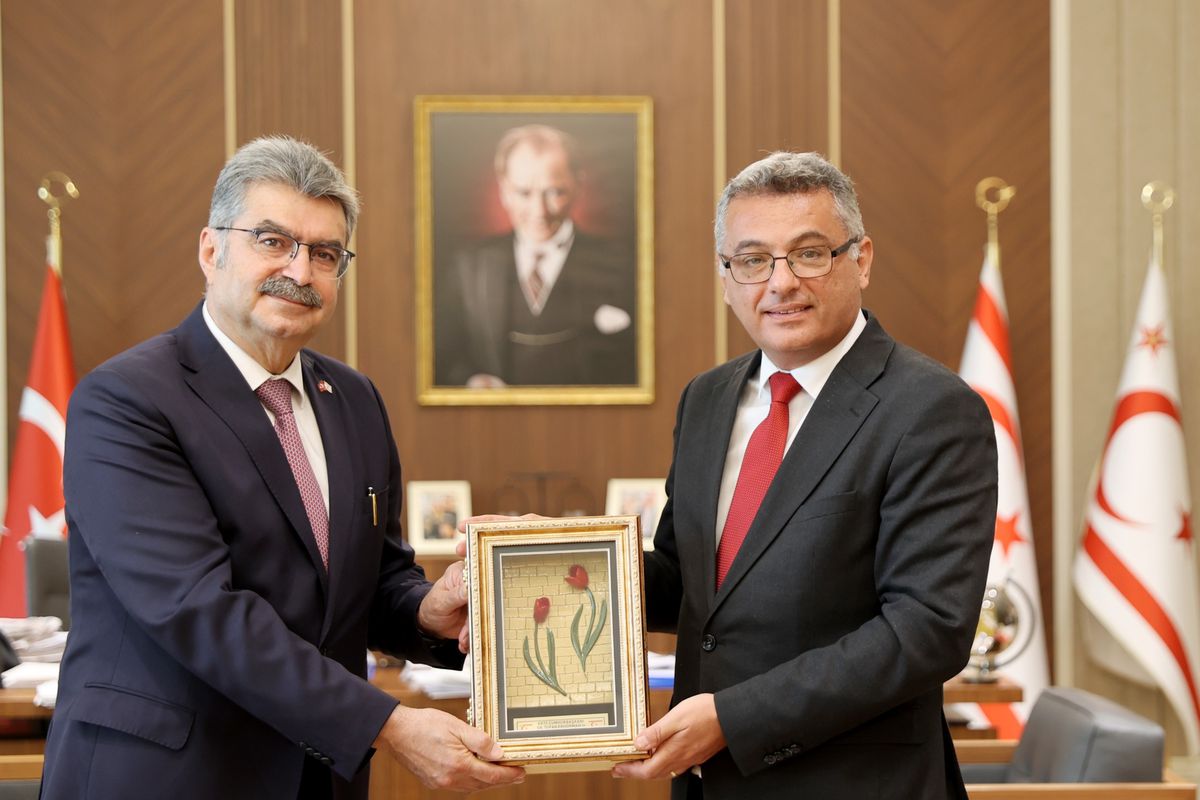 KKTC Cumhurbaşkanı Erhürman, Türkiye-KKTC Parlamentolar Arası Dostluk Grubu Başkanı ve beraberindeki heyeti kabul etti