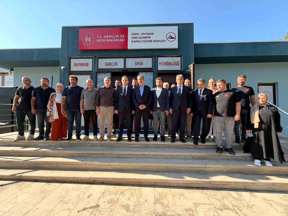 Milletvekili Kasapoğlu, Bayındır'da esnaf, çiftçi ve gençlerle buluştu