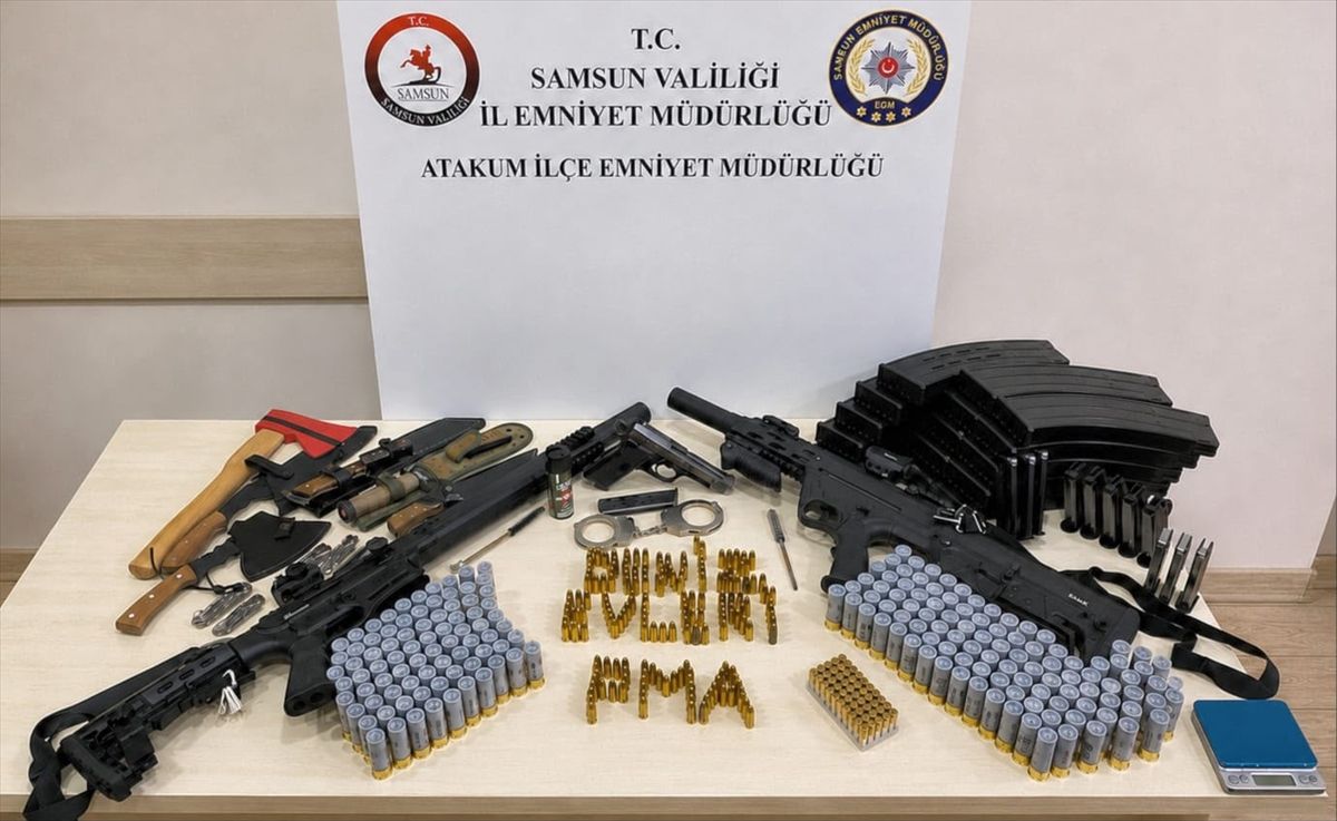Samsun'da ruhsatsız silah ve mühimmat ele geçirildi