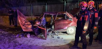 Sivas'ta iki otomobilin çarpıştığı kazada 6 kişi yaralandı