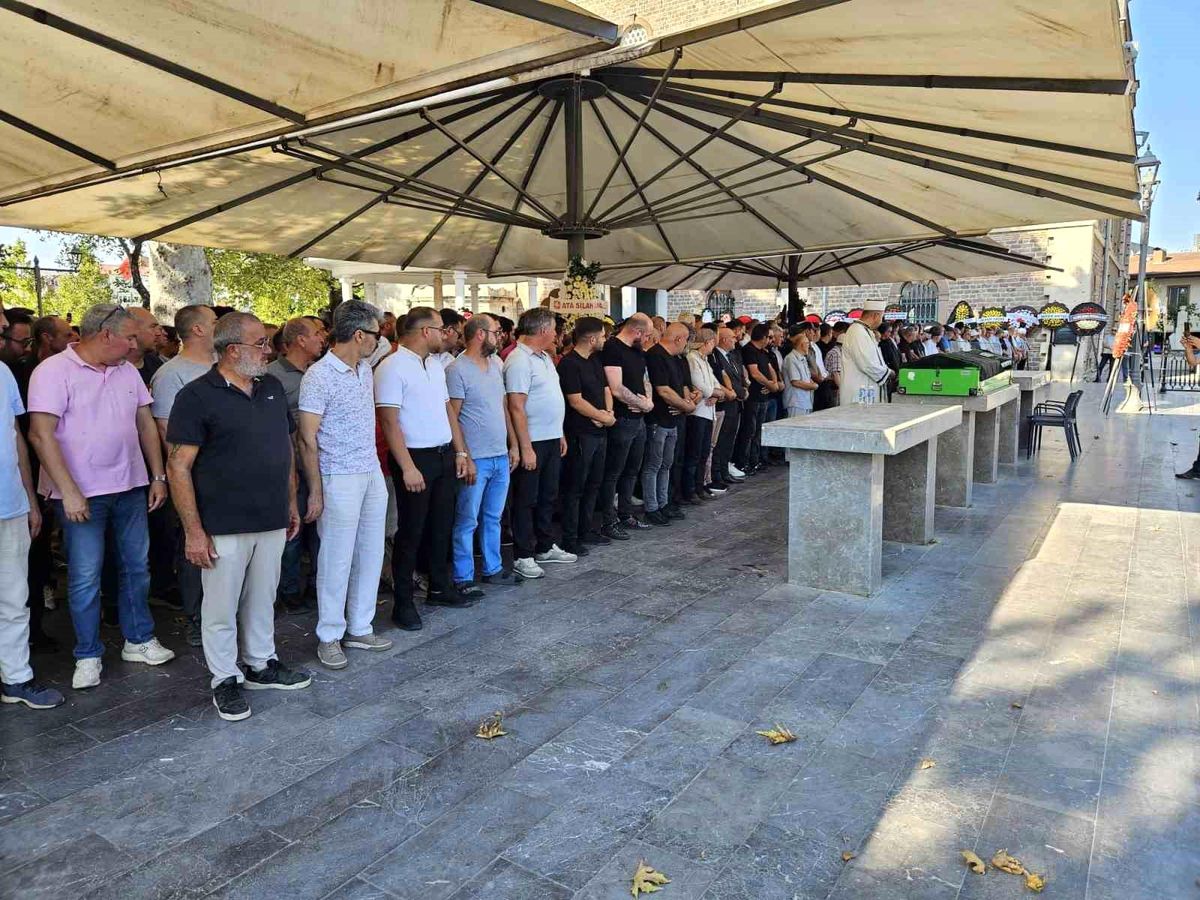 Balıkesir iş insanı Muhammet Şeremet'in vefatı üzerine taziye mesajları.