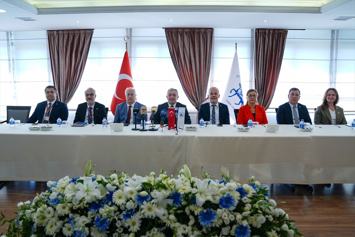 DEÜ'de İngilizce Tıp ile Havacılık ve Uzay Mühendisliği programları açıldı
