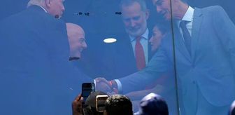 Dünya şaşkın! Trump ile Sanchez'den beklenmeyen kare