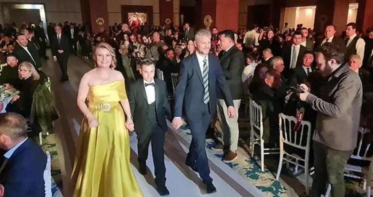Murat Hürriyet'in kim olduğu ve İzmit Belediyesi soruşturmasındaki rolü merak ediliyor.