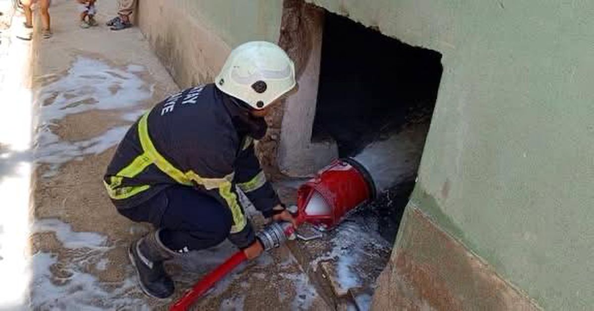 Hatay'ın Kırıkhan ilçesinde bir odunlukta çıkan yangın söndürüldü.