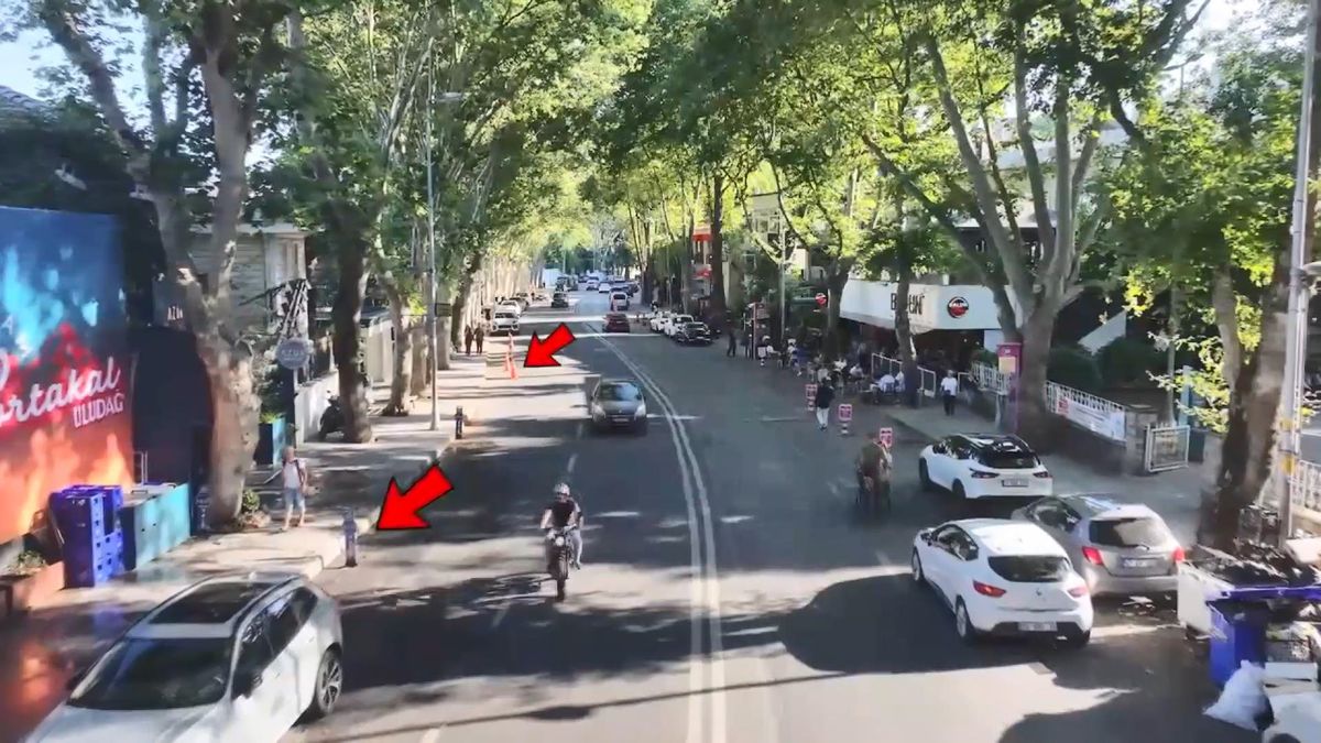 Sarıyer'de vale ve değnekçilere yönelik trafik denetimi yapılıyor.