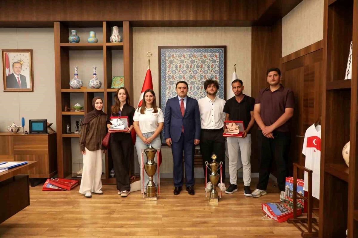 Vali Işın, DUSCART Takımı'nı ağırladı