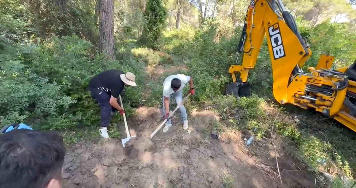 Antalya'da cinayet davası sanığı Mehmet Erkan Usluca'nın duruşma salonundan bir görüntüsü.