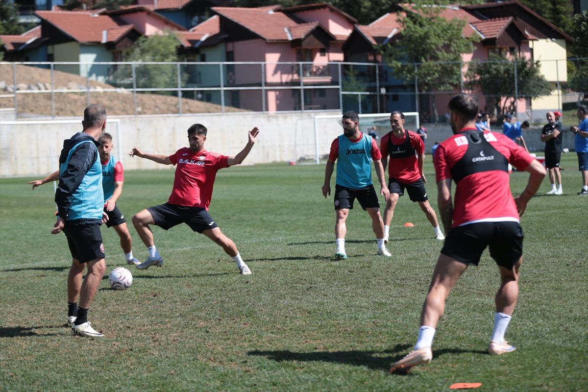 Arca Çorum FK, yeni sezon hazırlıklarını Bolu'da sürdürüyor