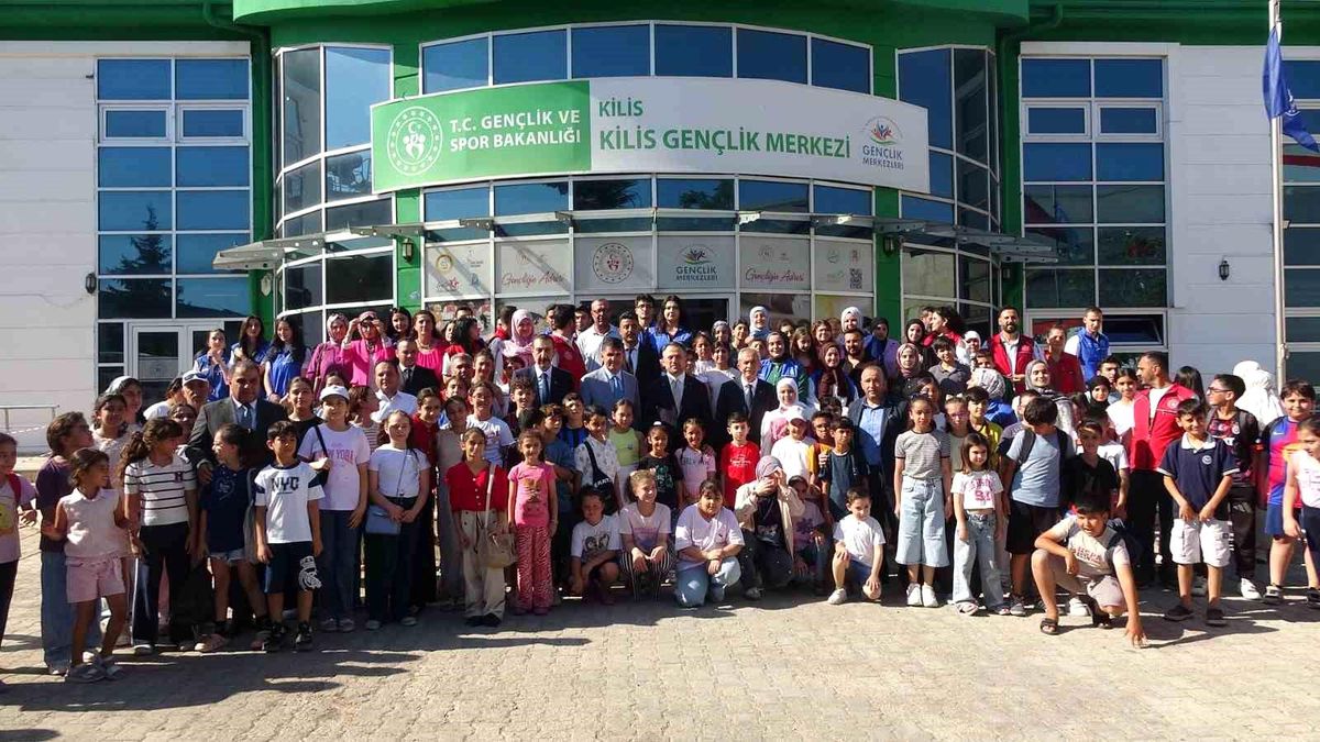 Bakan Yardımcısı Eminoğlu Kilis'te gençlerle buluştu