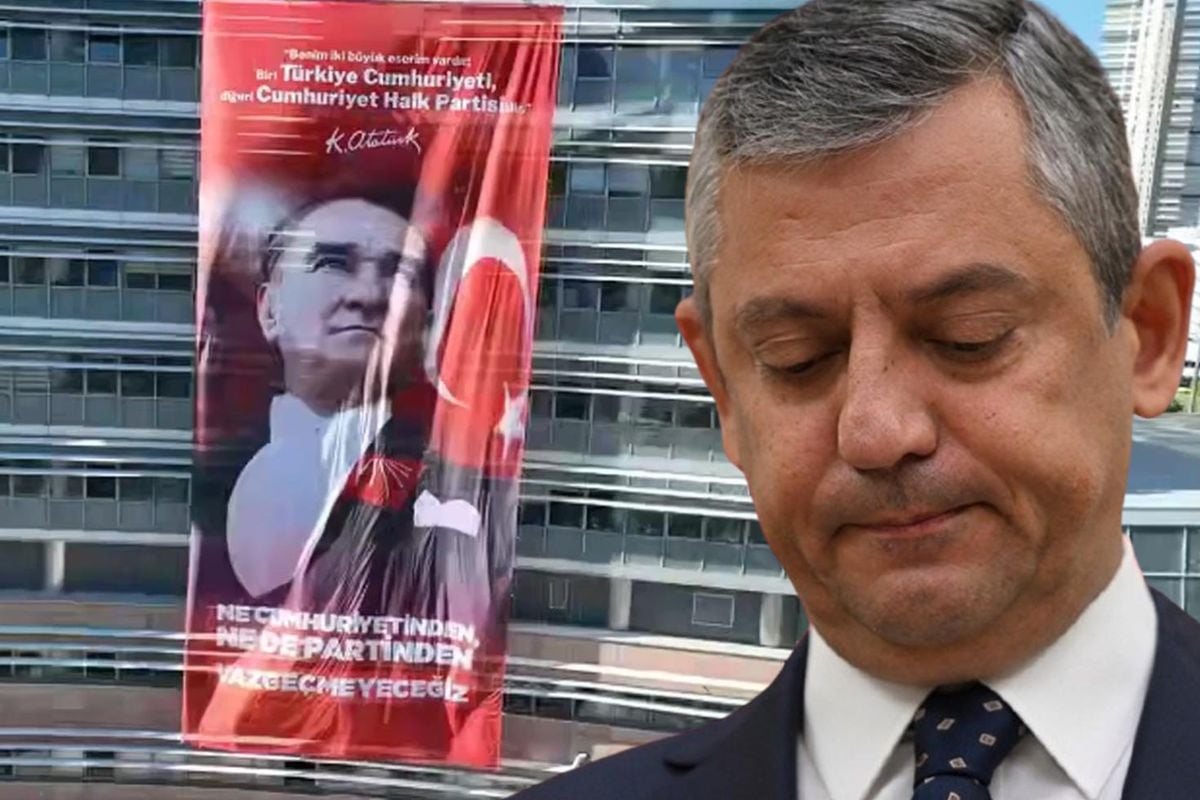 CHP Genel Merkezi'nde dikkat çeken afiş