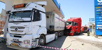 Denizli'de tırın başka bir tıra çarpması güvenlik kamerasında
