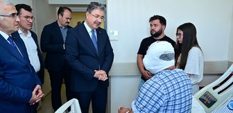 Eskişehir Valisi Yılmaz kazada yaralanan 3 itfaiyeciyi hastanede ziyaret etti