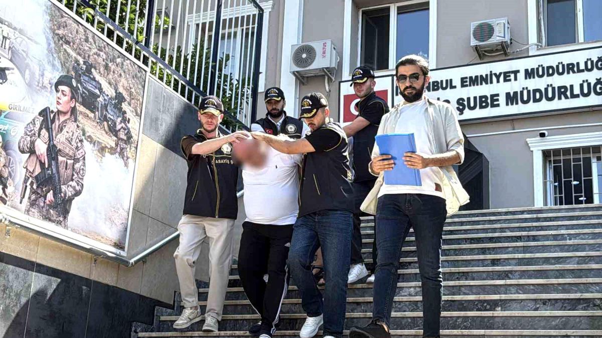 Fatih'te 4 kilo altın çalan şüpheliler piknik yaparken yakalandı.