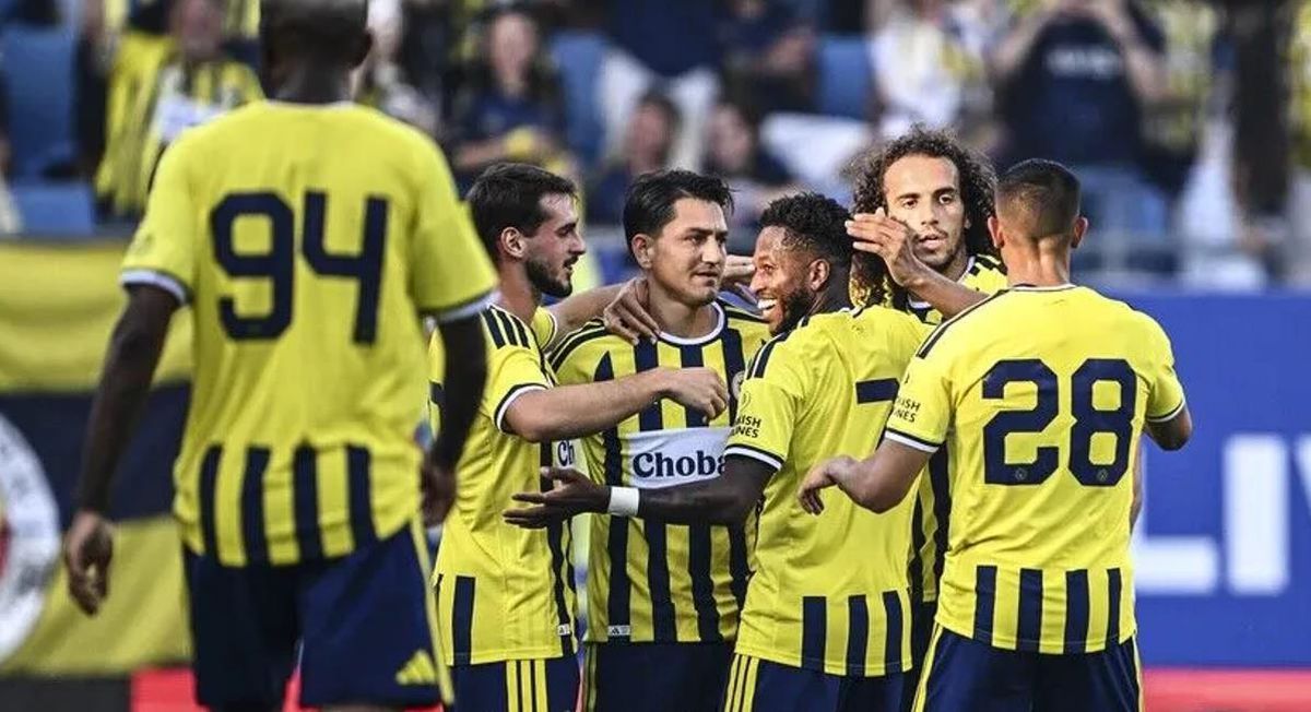 Fenerbahçe futbol takımı sahada