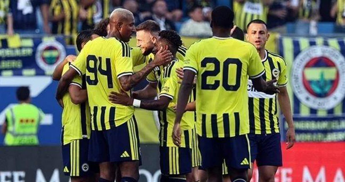 Fenerbahçe futbol takımı oyuncuları