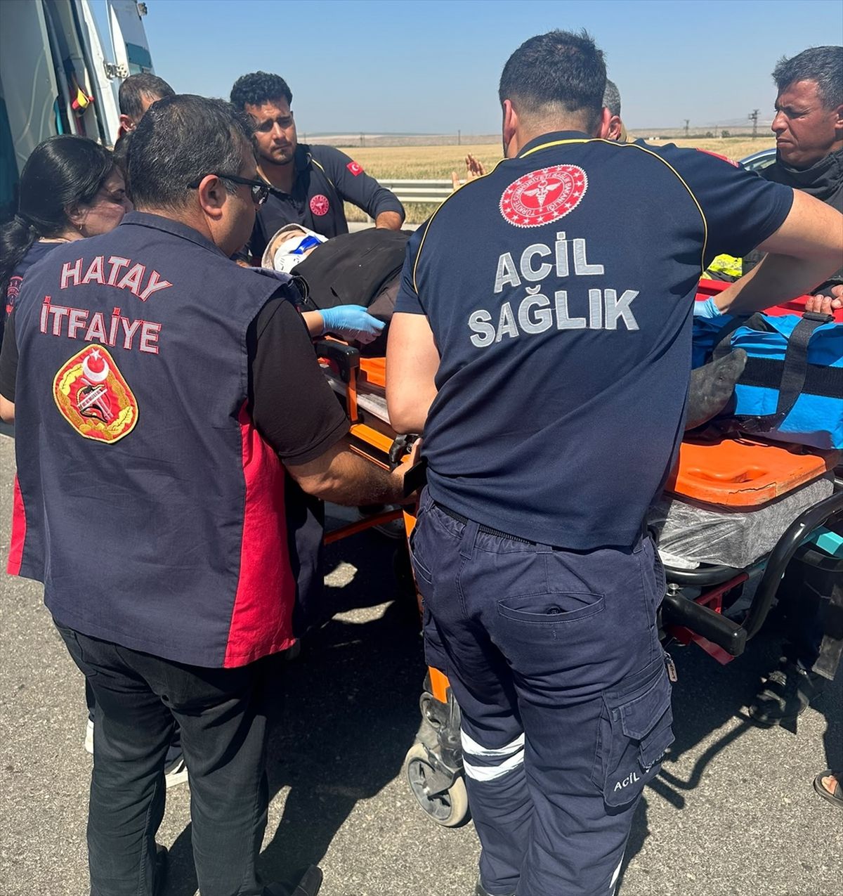 Hatay'da devrilen minibüsteki 5 tarım işçisi yaralandı