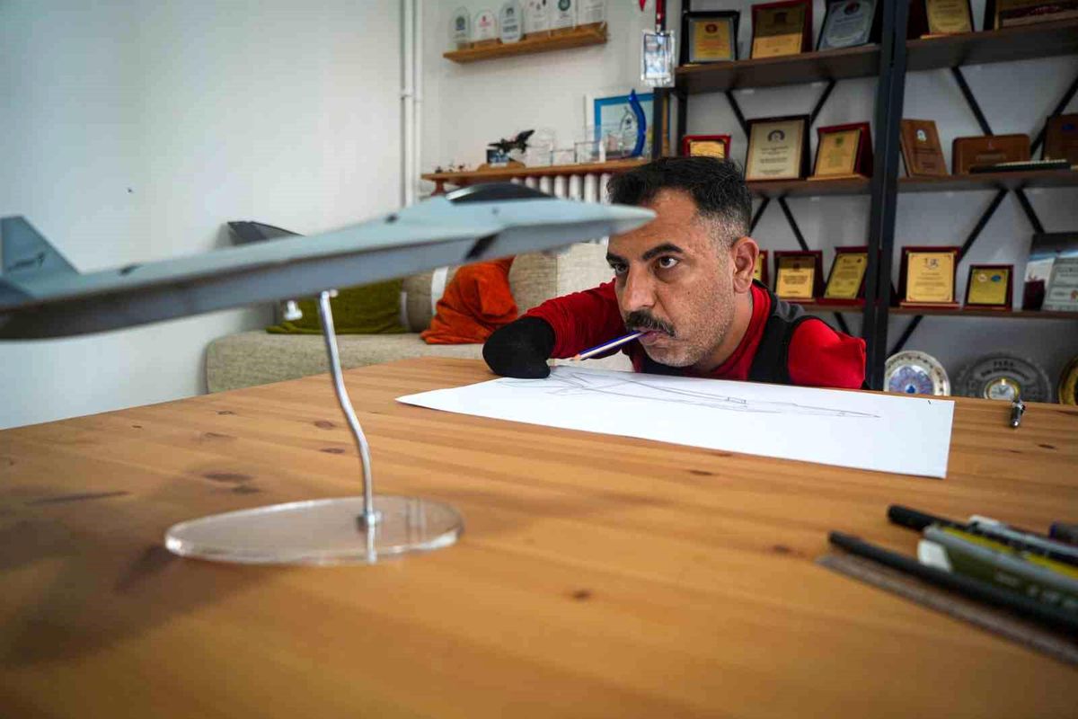 İki kolunu kaybetti, KAAN ve ROKETSAN'ın görsel modelleyicisi oldu