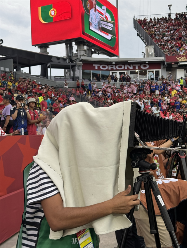 Mısırlı foto muhabiri, 2026 FIFA Dünya Kupası'nı 96 yıllık körüklü kamerayla fotoğrafladı 5 misirli foto muhabiri 2026 fif 20074334 7332 1 m