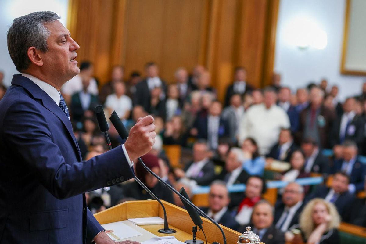 Özgür Özel ile yeni partiye geçecek vekiller belli oldu! İşte isim isim o liste