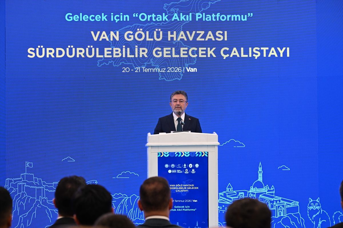 Tarım ve Orman Bakanı Yumaklı 'Van Gölü Havzası Sürdürülebilir Gelecek Çalıştayı'nda konuştu Açıklaması