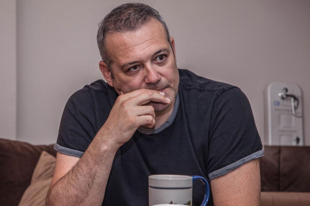 Ev hapsindeki Levent Üzümcü'den ilk mesaj: Aydınlık bir gelecek talebi hapsedilemez