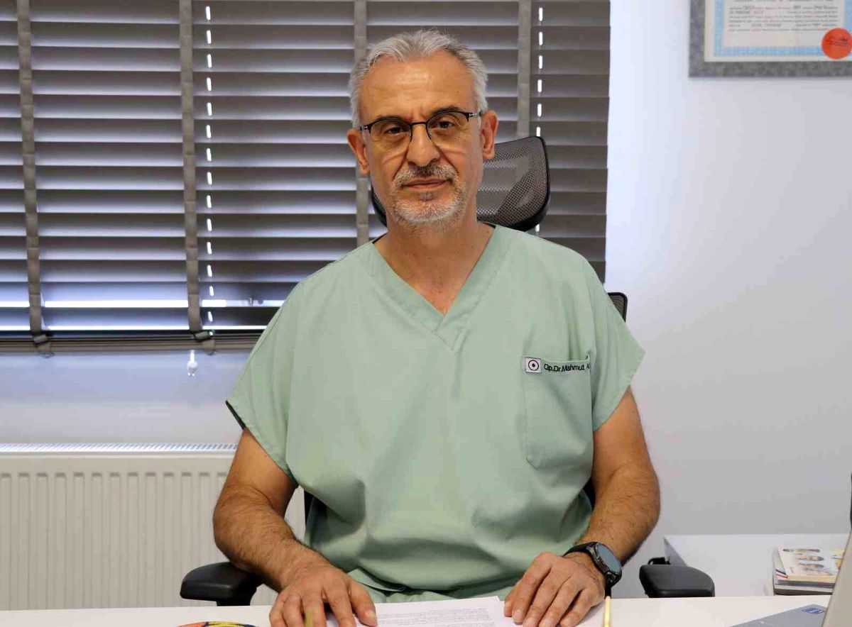Çocuk Cerrahisi Uzmanı Op. Dr. Mahmut Aluç, sünnetin sağlık açısından faydalarını anlatıyor.