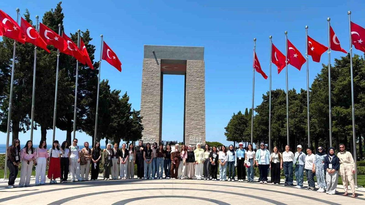 Bayburtlu Gençler, 'Bir Destandır Çanakkale' Programıyla Tarihi Gelibolu’yu Ziyaret Etti