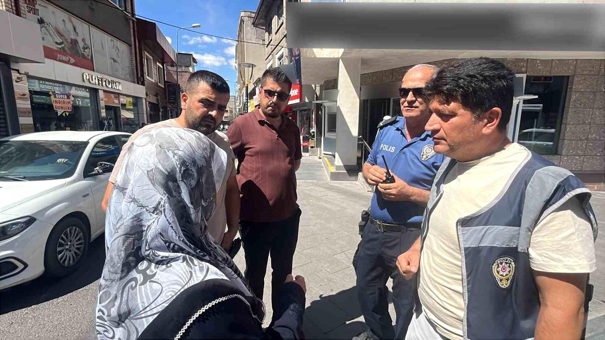 Dolandırıcılar bu kez 'oğlum' oyunu kurdu, polis son anda engelledi