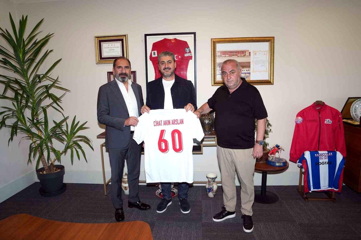 Erbaaspor Başkanı Cihan Akın Arslan'dan, Mecnun Otyakmaz'a ziyaret