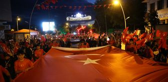 Erzurum Kongresi'nin 107. yıl dönümü dolayısıyla fener alayı yürüyüşü yapıldı