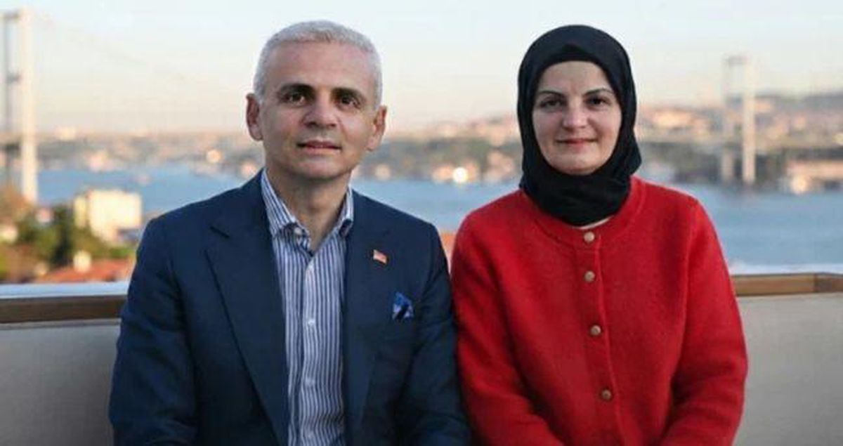 Esengül Korkmaz Çiçekli'nin fotoğrafı veya İstanbul Valiliği binası