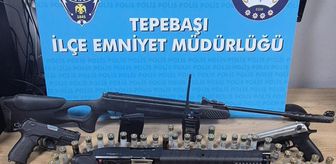 Eskişehir'de sosyal medyada silah teşhiri yaptıkları iddiasıyla 2 zanlı yakalandı