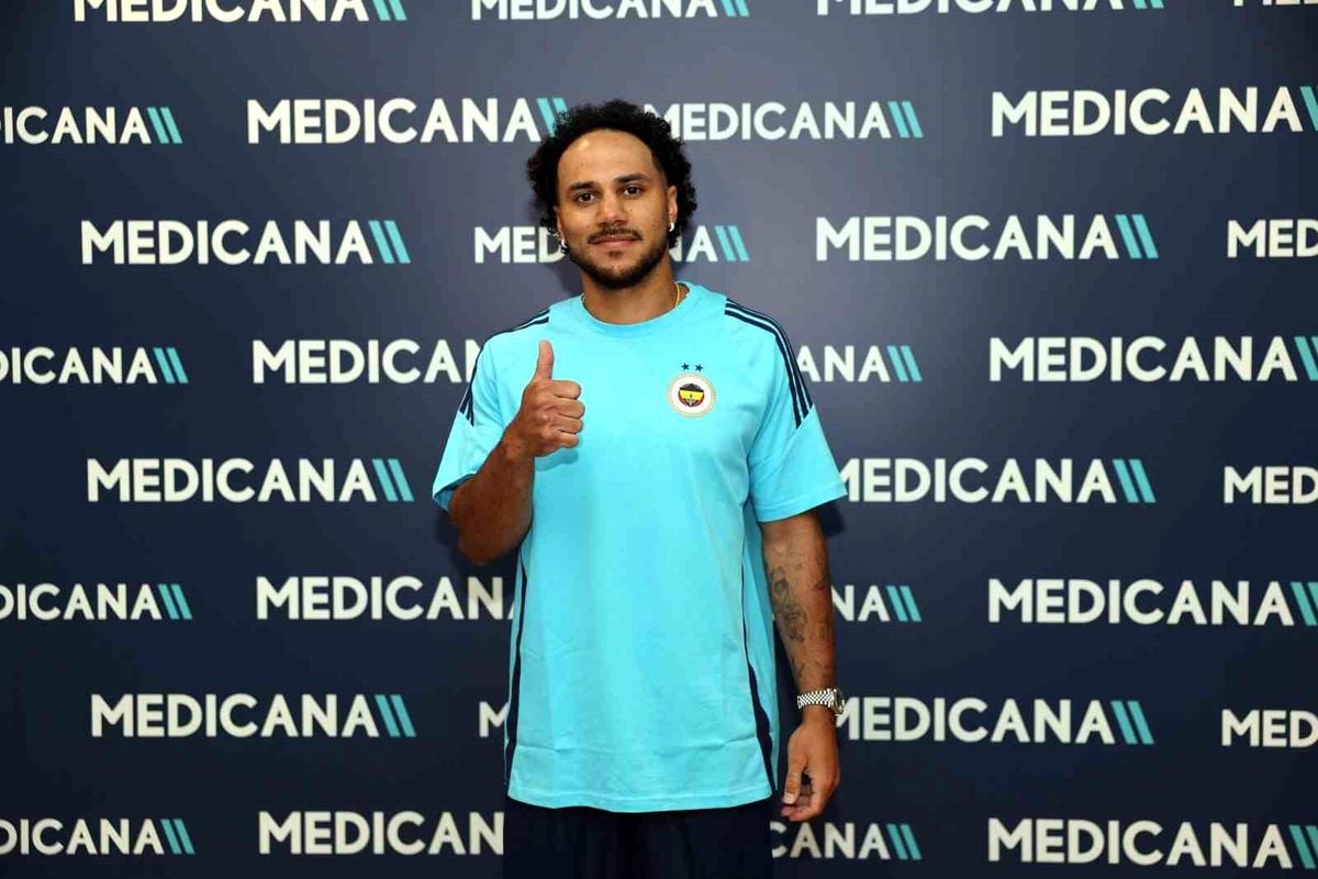 Fenerbahçe'nin yeni transferi Shane Larkin sağlık kontrolünden geçti