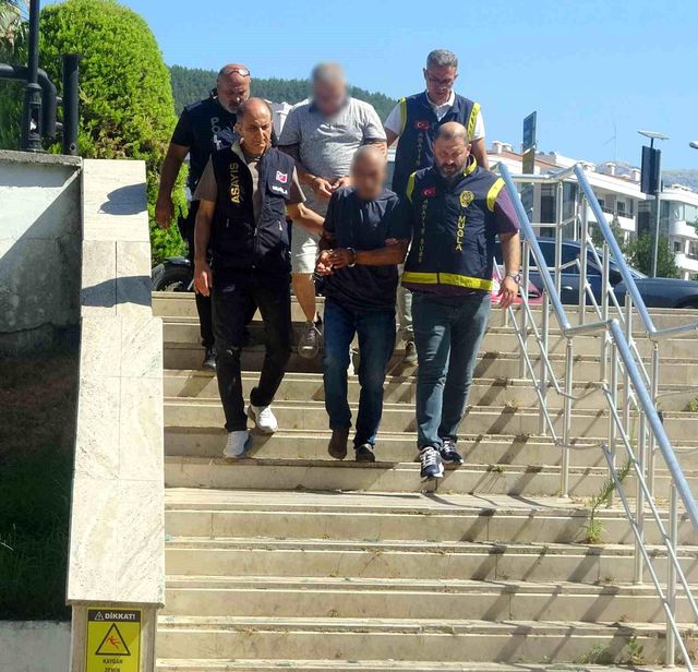 feto den ihrac edilen eski emniyet muduru par 2 20076179 o
