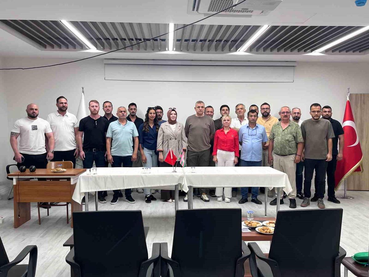 Isparta 32 Spor'da Gültekin Özdemir güven tazeledi
