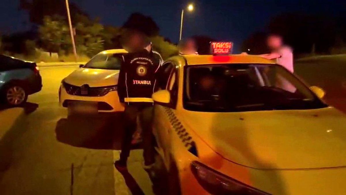 İstanbul'da şok evlerinde ve 2 takside 39 kaçak göçmen yakalandı